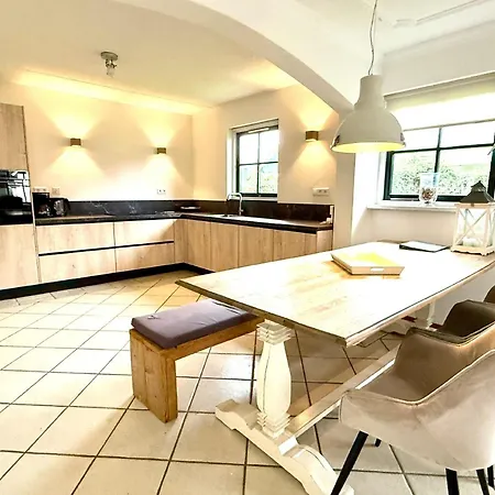 Holiday home Vermeer *